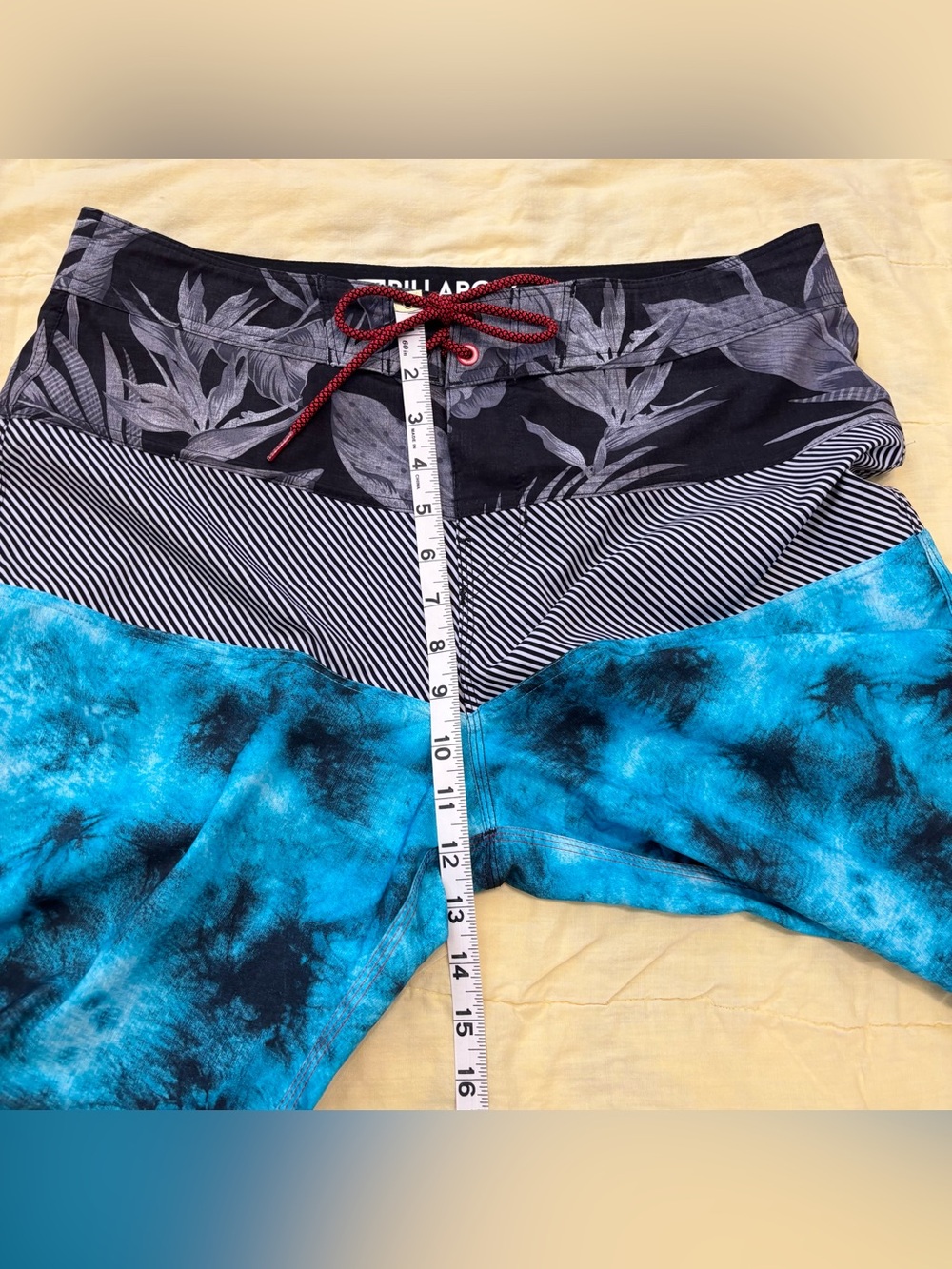 EUC Billabong Platinum X Tribong Boardshorts, Men Size 33, Surf Swim - Picture 5 of 16
